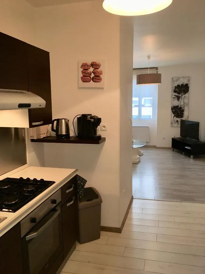 Proche De Walibi,Appartement 4 Personnes Tout Confort Au Calme Corbelin France